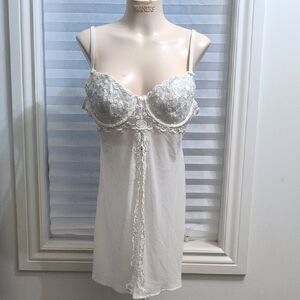 Silk & Satin Push-up Open Slit White Lace & Mesh Teddy Size XL (Movie Prop)